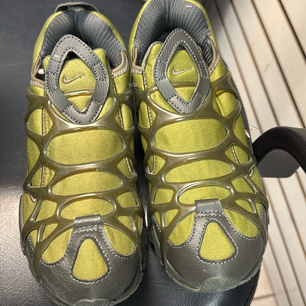 Men Nike sneaker